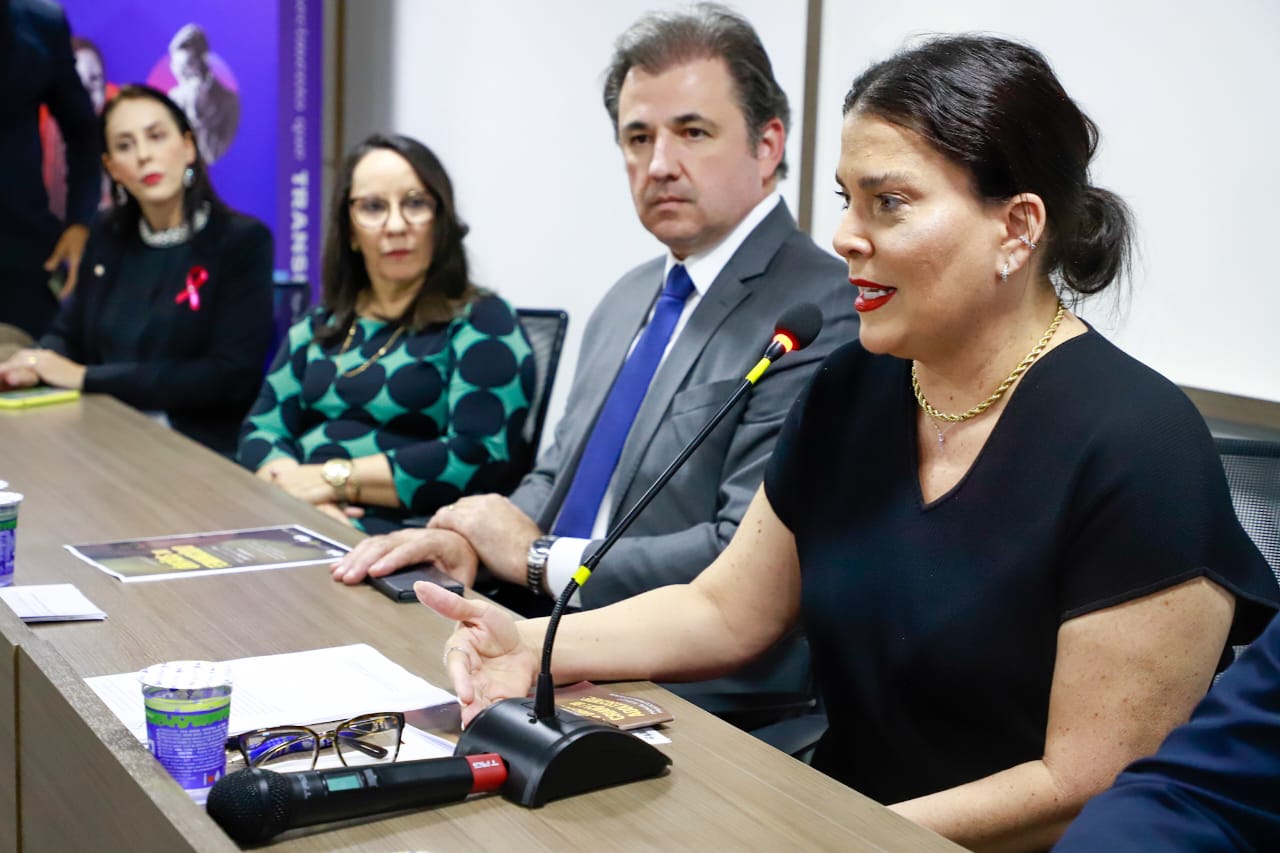 OAB-PE lan&ccedil;a cartilha sobre direitos da crian&ccedil;a e adolescente