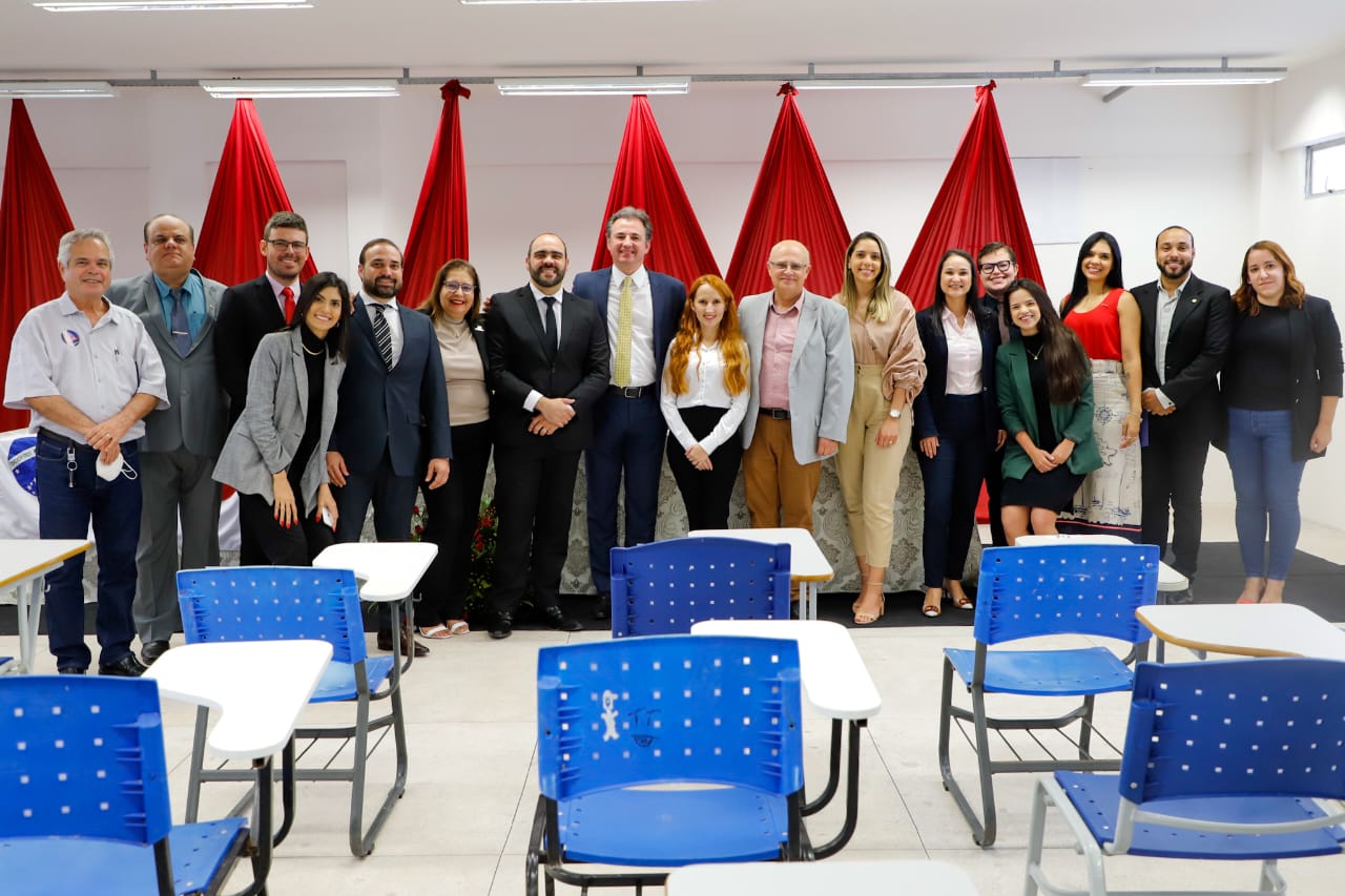 OAB-PE entrega Selo OAB Recomenda &agrave; Universidade de Pernambuco Campus Arcoverde