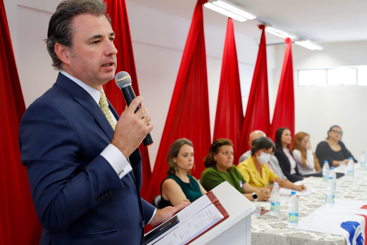 OAB-PE entrega Selo OAB Recomenda &agrave; Universidade de Pernambuco Campus Arcoverde