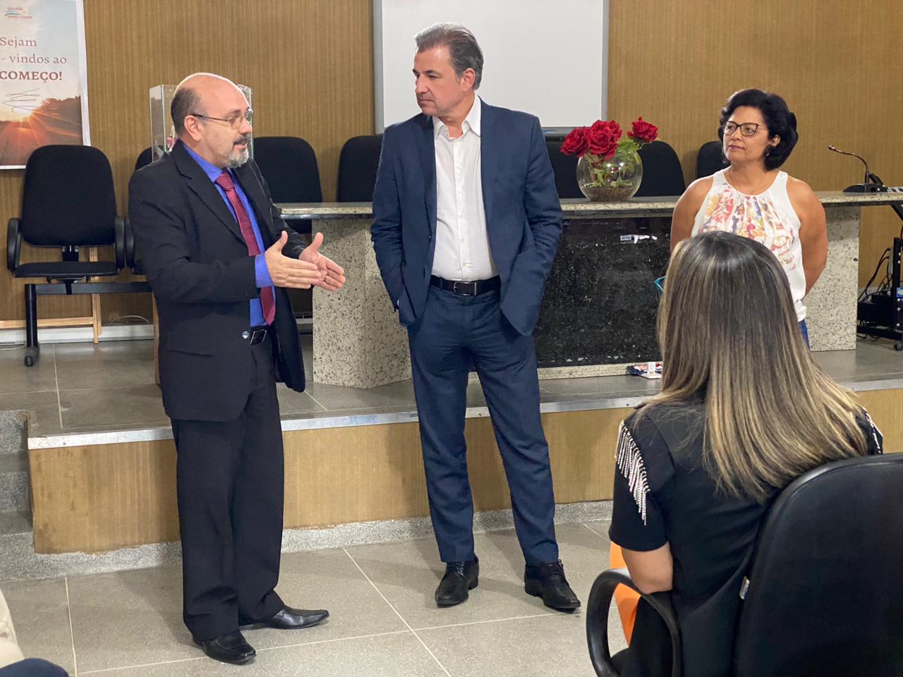 Fernando Ribeiro visita S&atilde;o Jos&eacute; do Egito para os &uacute;ltimos preparativos para inaugura&ccedil;&atilde;o da nova subse&ccedil;&atilde;o do Estado