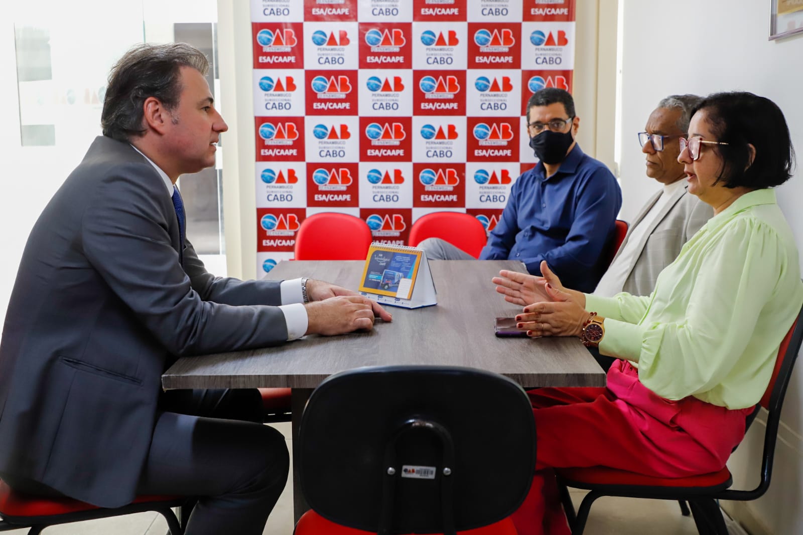 Visita &agrave; sede da OAB Cabo