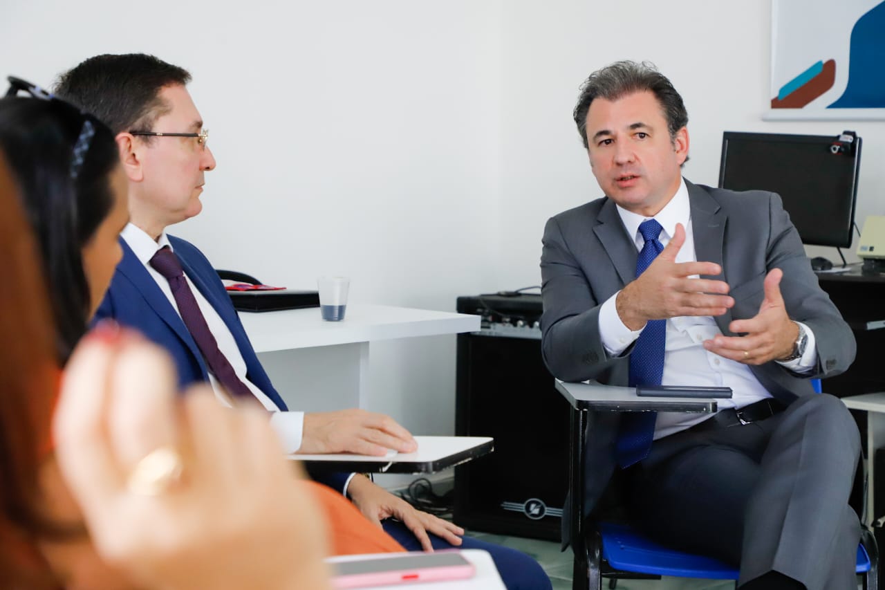 Visita &agrave; sede da OAB Palmares