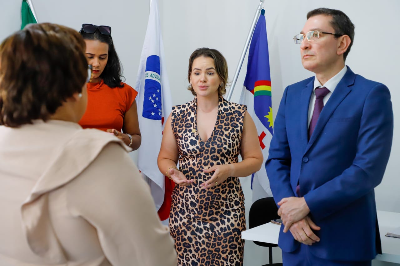 Visita &agrave; sede da OAB Palmares
