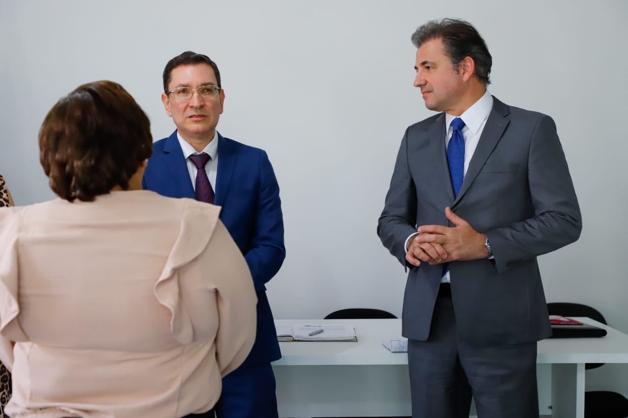 Visita &agrave; sede da OAB Palmares