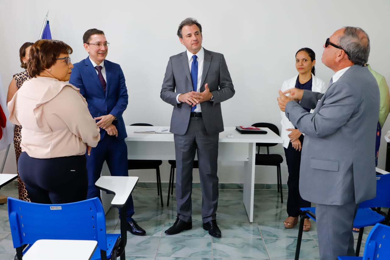 Visita &agrave; sede da OAB Palmares