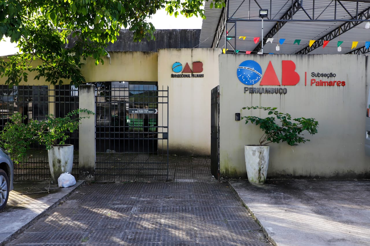 Visita &agrave; sede da OAB Palmares