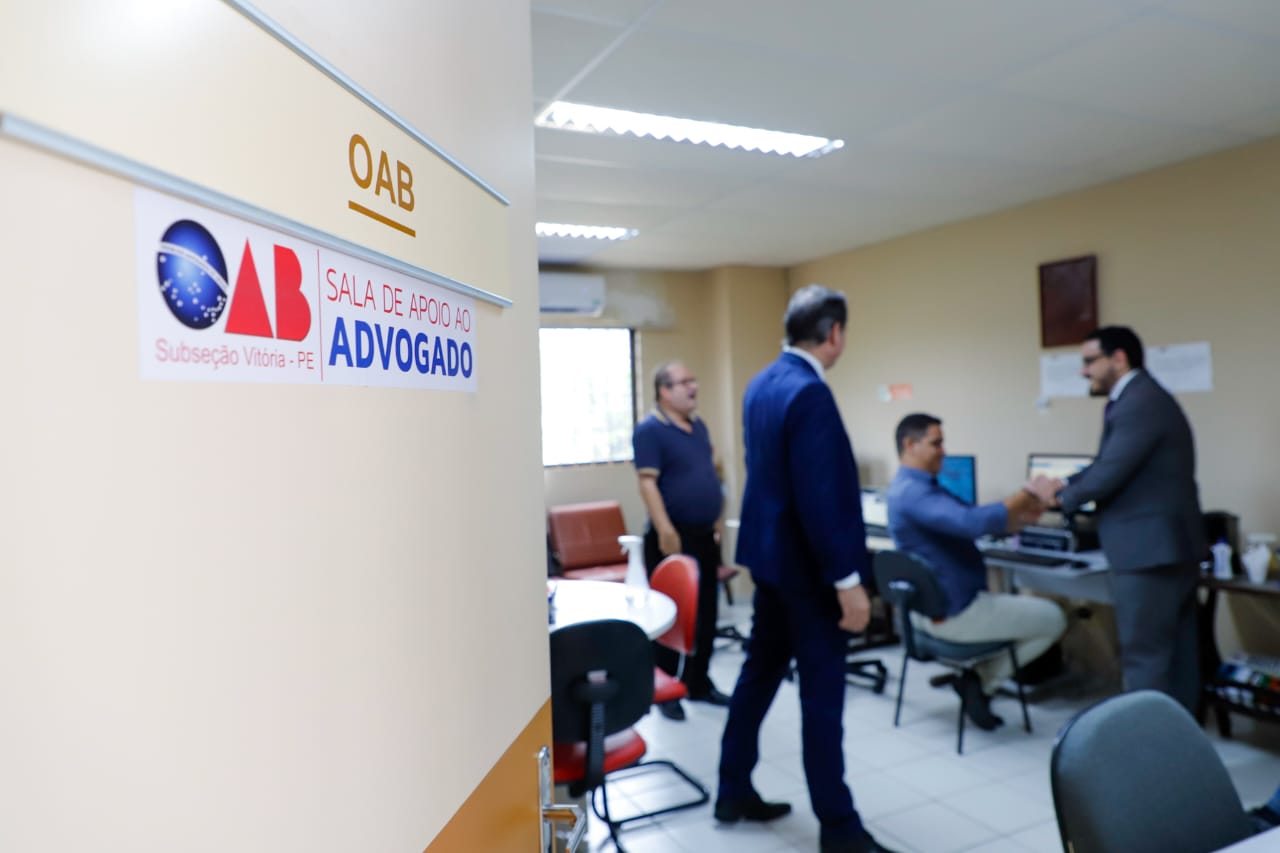 Fernando Ribeiro Lins visita Gravat&aacute;, sede da mais nova Subse&ccedil;&atilde;o da OAB-PE