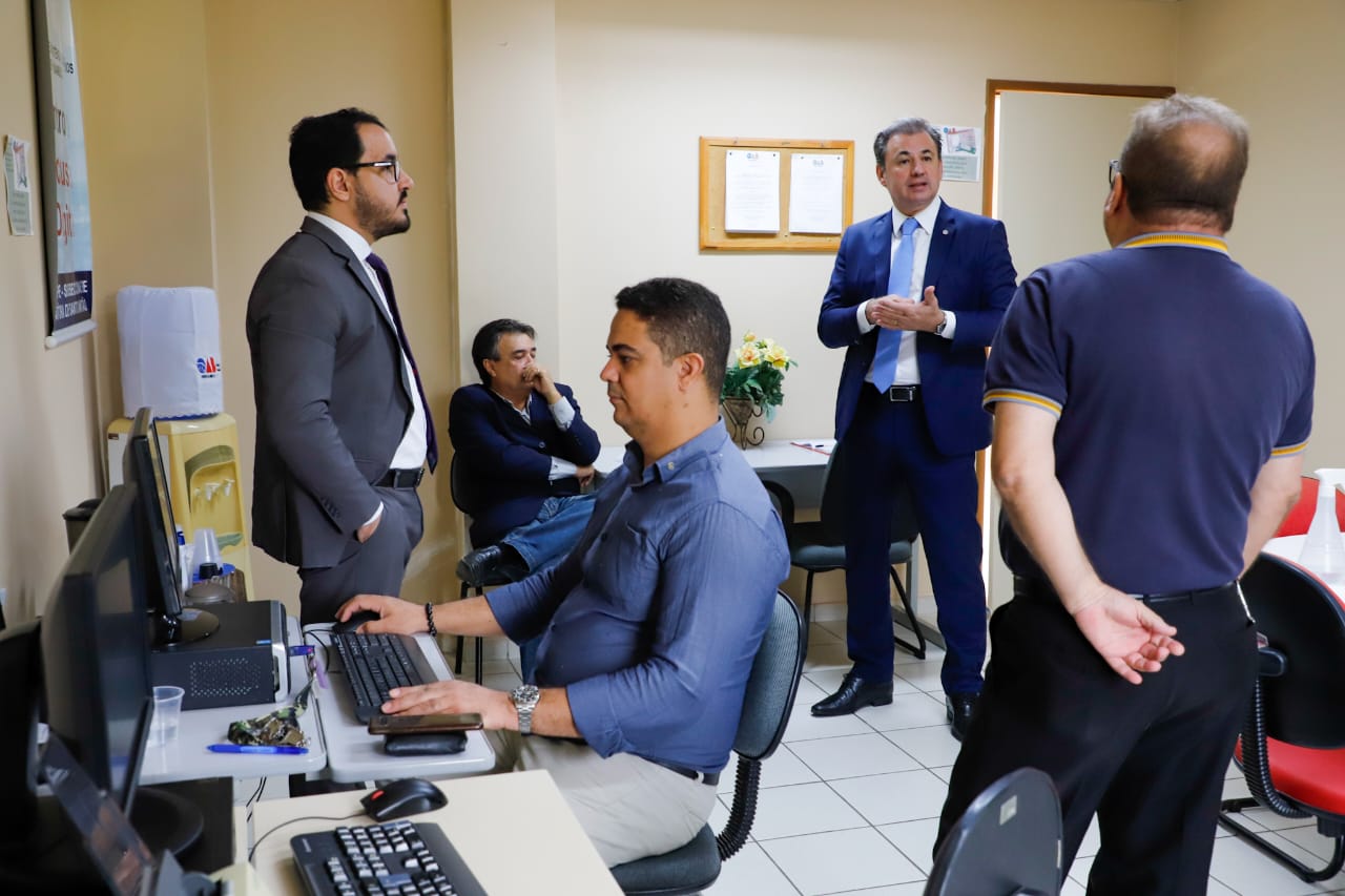 Fernando Ribeiro Lins visita Gravat&aacute;, sede da mais nova Subse&ccedil;&atilde;o da OAB-PE