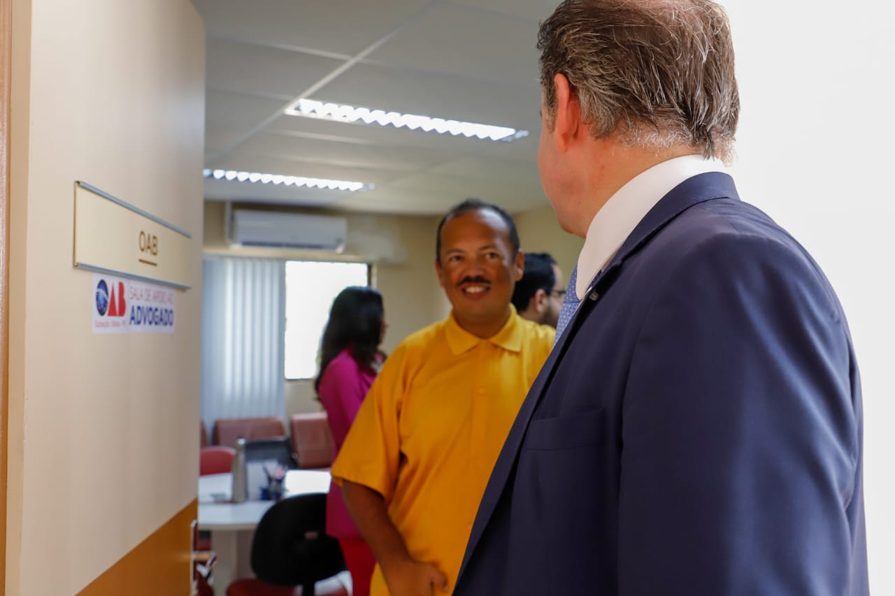 Fernando Ribeiro Lins visita Gravat&aacute;, sede da mais nova Subse&ccedil;&atilde;o da OAB-PE
