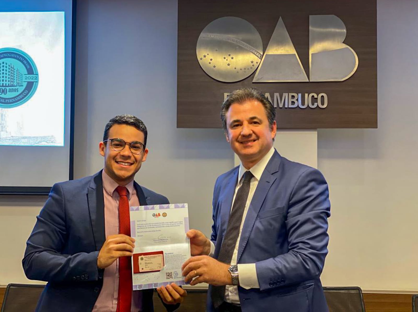 Entrega de carteiras aos novos advogados e advogadas