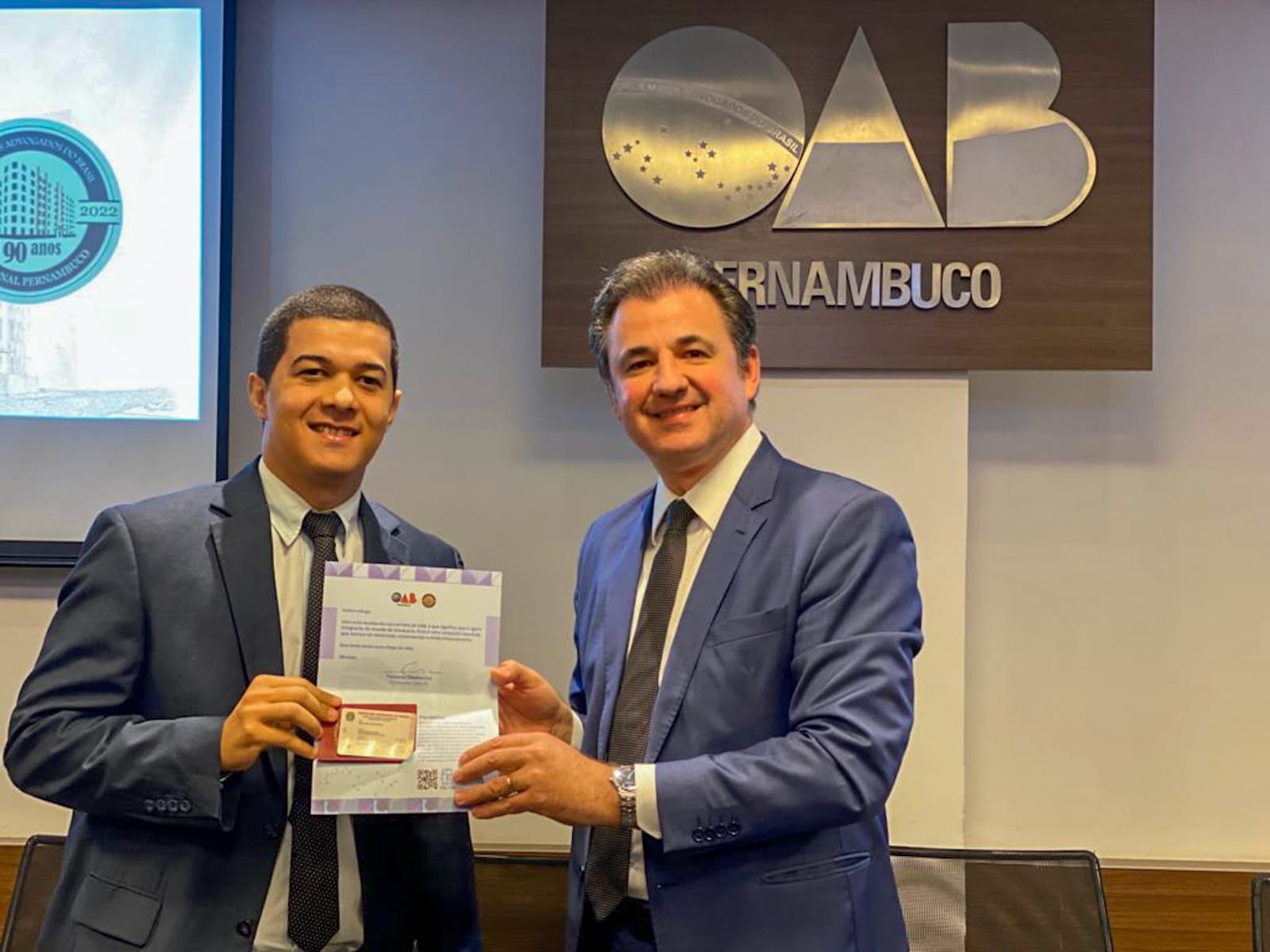 Entrega de carteiras aos novos advogados e advogadas