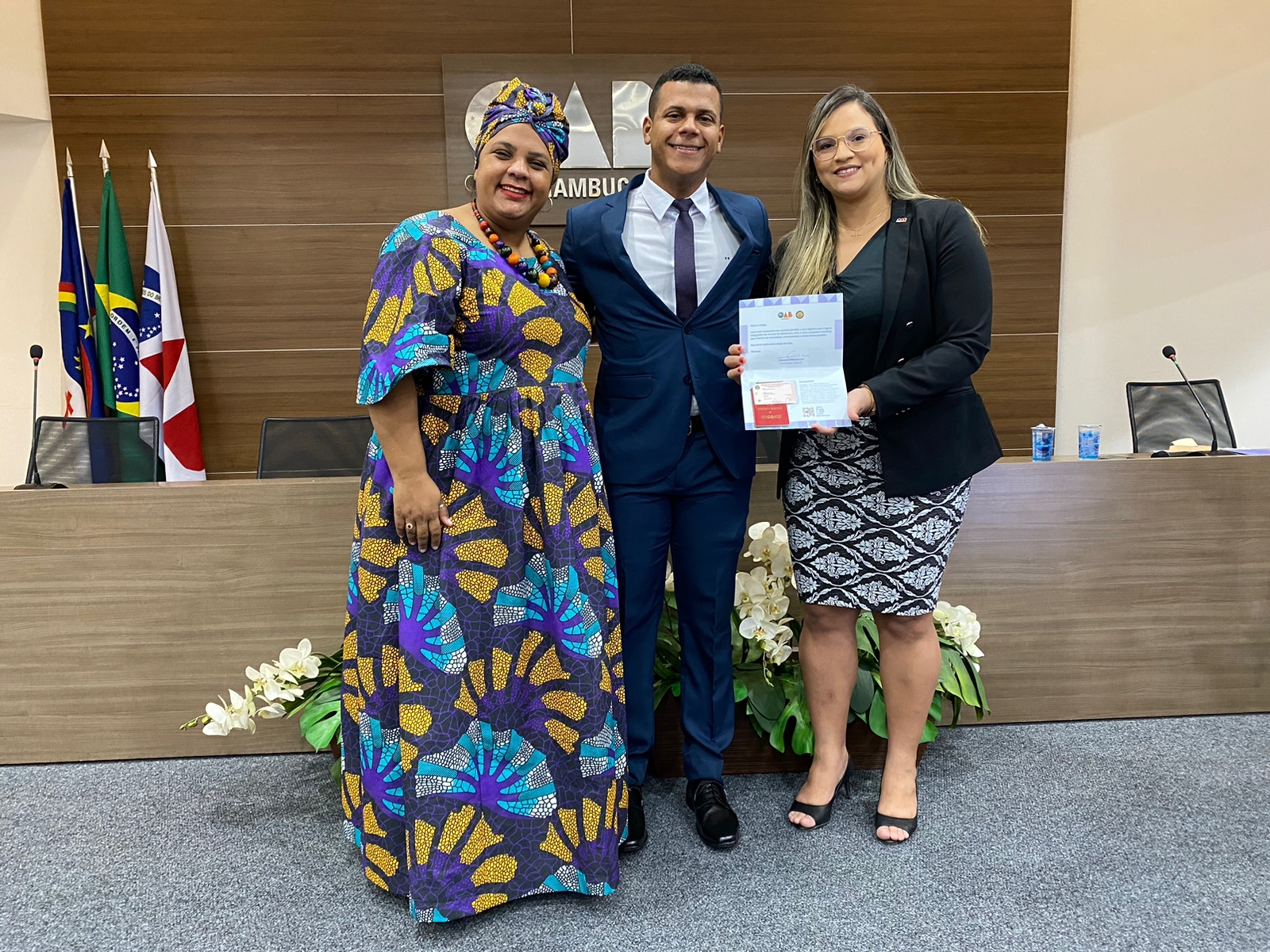Entrega de carteiras aos novos advogados e advogadas