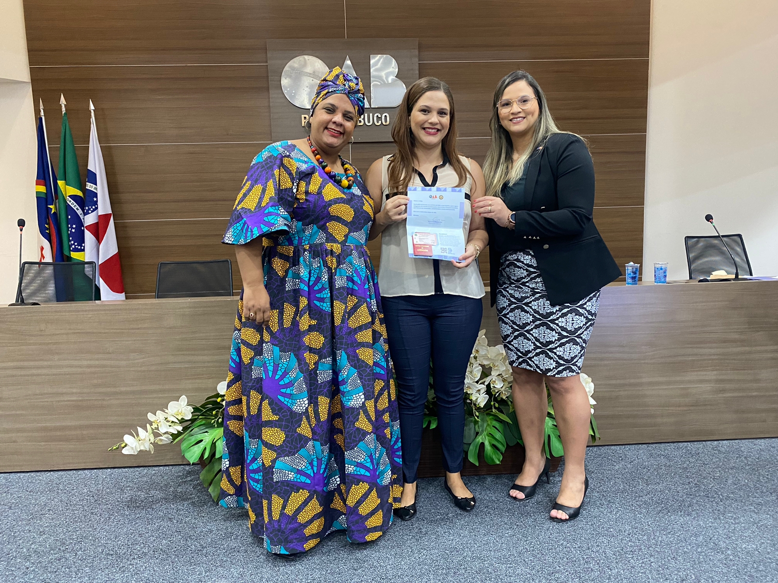 Entrega de carteiras aos novos advogados e advogadas