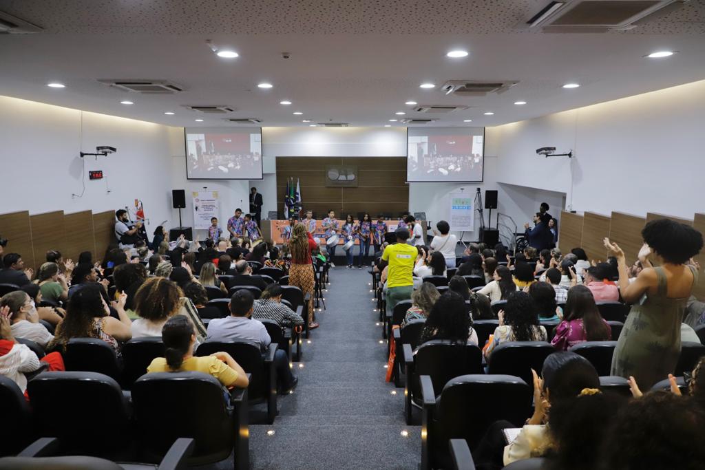 Semin&aacute;rio &ldquo;Explora&ccedil;&atilde;o sexual comercial de crian&ccedil;as e adolescentes: quais s&atilde;o os compromissos necess&aacute;rios para erradic&aacute;-la?"