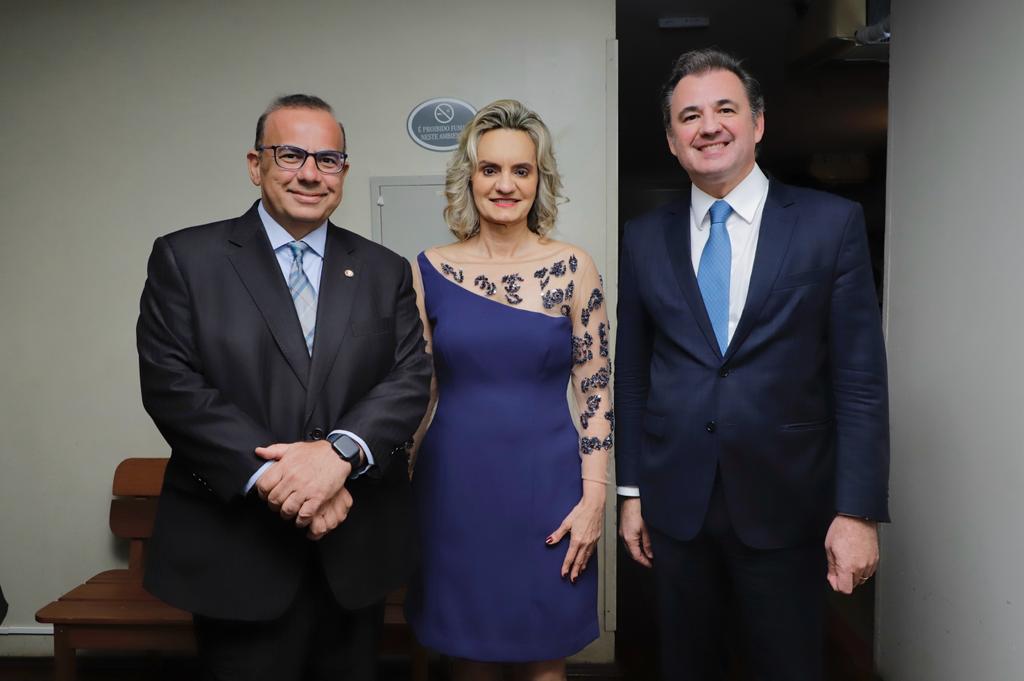 Entrega da medalha Jo&atilde;o Alfredo Correia de Oliveira