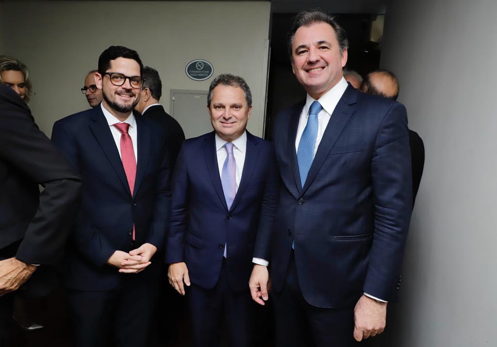 Entrega da medalha Jo&atilde;o Alfredo Correia de Oliveira