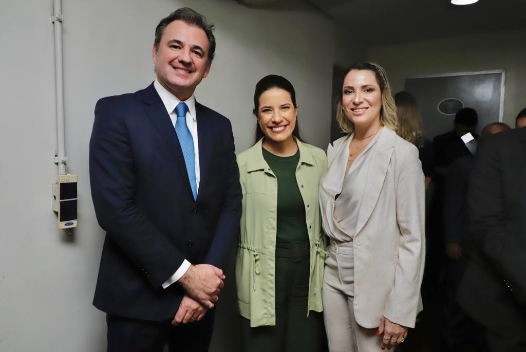 Entrega da medalha Jo&atilde;o Alfredo Correia de Oliveira