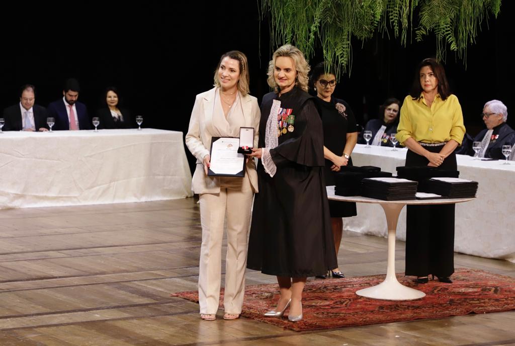 Entrega da medalha Jo&atilde;o Alfredo Correia de Oliveira
