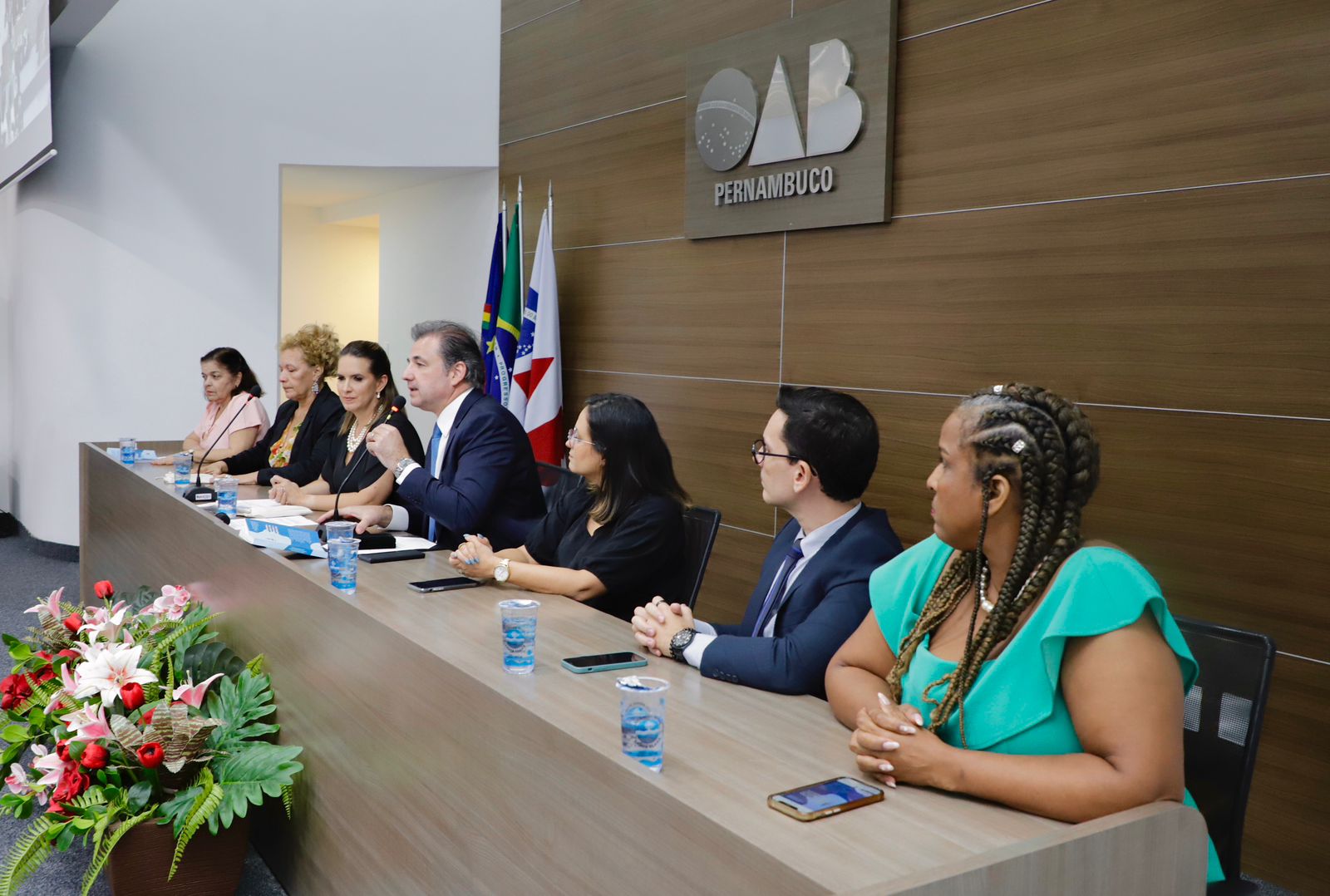 Lan&ccedil;amento do livro &ldquo;Lei Maria da Penha: uma abordagem pr&aacute;tica do seu funcionamento e aplica&ccedil;&atilde;o&rdquo;