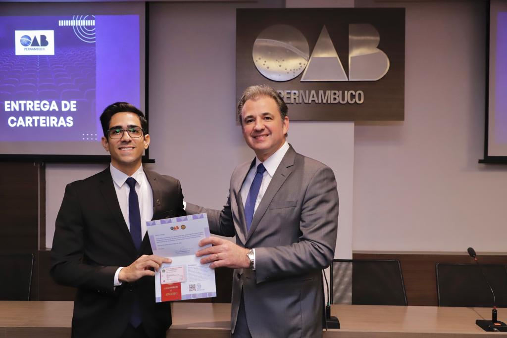 Entrega das Carteiras dos novos Advogados e Advogadas