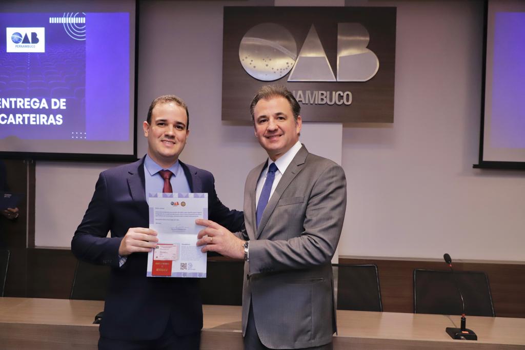 Entrega das Carteiras dos novos Advogados e Advogadas