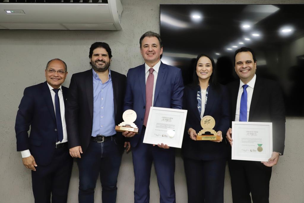 Fernando Ribeiro, Ingrid Zanella e Ivo Amaral Jr recebem maior comenda de S&atilde;o Louren&ccedil;o da Mata