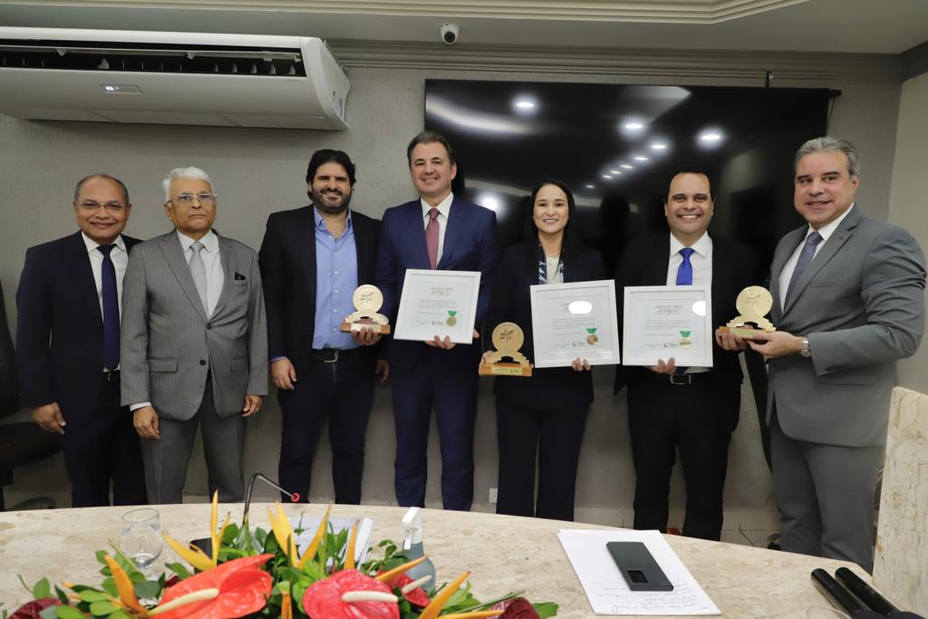 Fernando Ribeiro, Ingrid Zanella e Ivo Amaral Jr recebem maior comenda de S&atilde;o Louren&ccedil;o da Mata