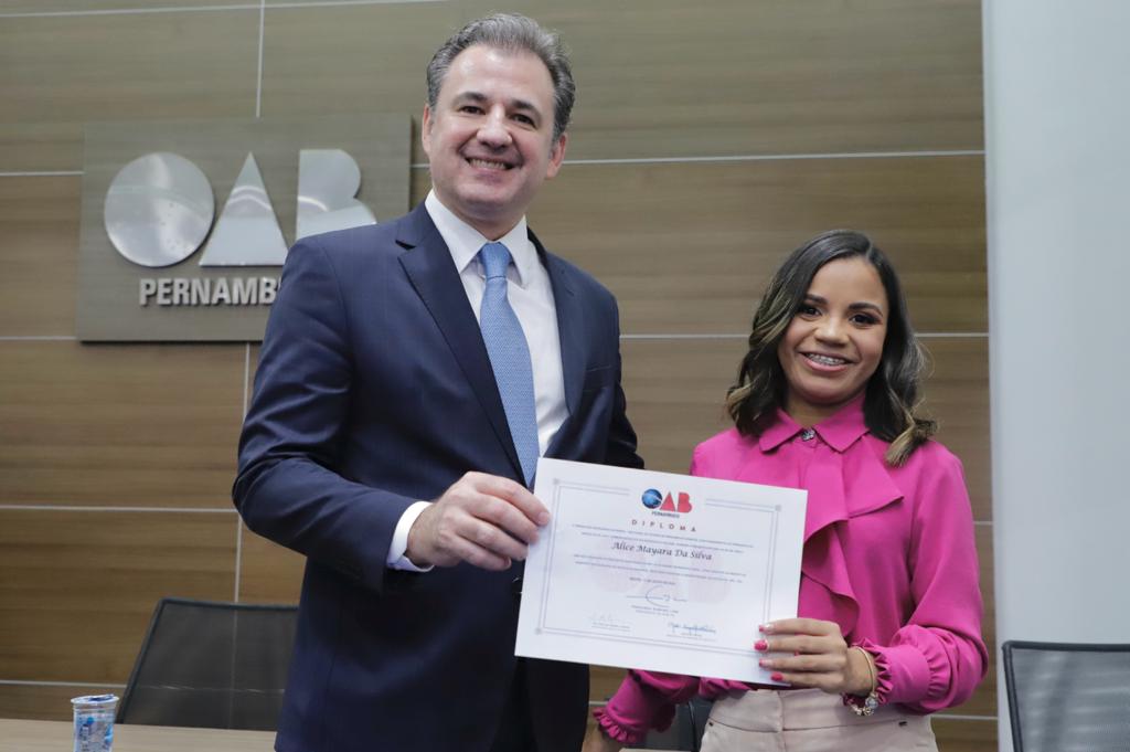 Juramento novos advogados, advogadas e estagi&aacute;rios - 11.07.23