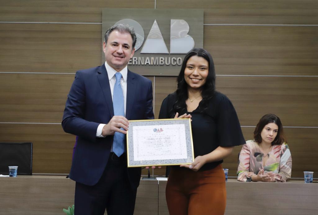 Juramento novos advogados, advogadas e estagi&aacute;rios - 11.07.23