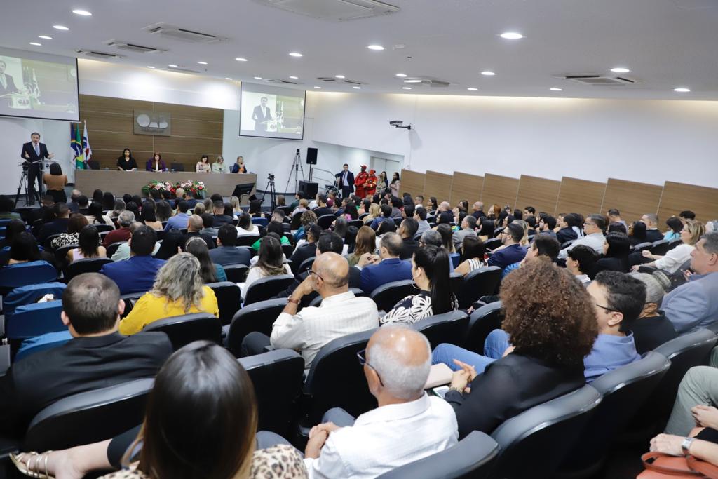 Juramento novos advogados, advogadas e estagi&aacute;rios - 11.07.23