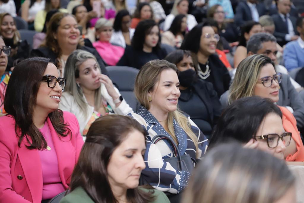 Lan&ccedil;amento do Plano de Valoriza&ccedil;&atilde;o da Mulher Advogada