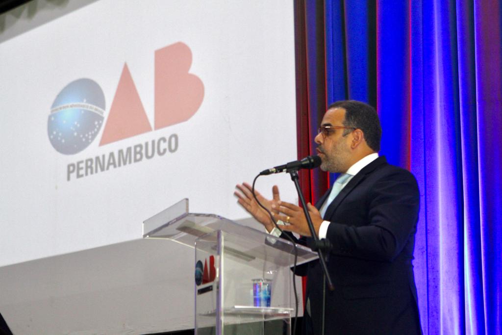 Juramento dos novos advogados e estagi&aacute;rios da OAB-PE