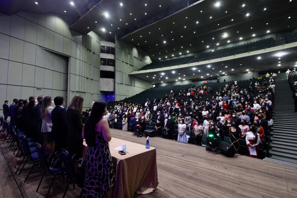 Juramento dos novos advogados e estagi&aacute;rios da OAB-PE