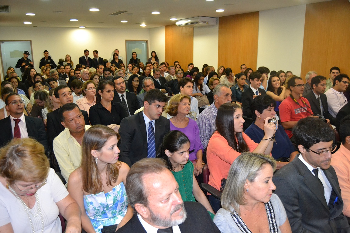 OAB-PE promove desagravo no Departamento de Homic&iacute;dios e Prote&ccedil;&atilde;o &agrave; Pessoa