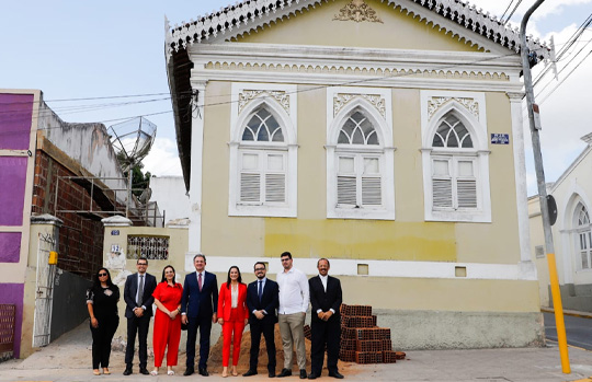 No Agreste, Fernando Ribeiro Lins e Ingrid Zanella visitam obras da sede da OAB Gravat&aacute;