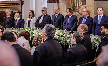 Fernando Ribeiro Lins fala em defesa das prerrogativas em posse da nova Mesa Diretora do TJPE