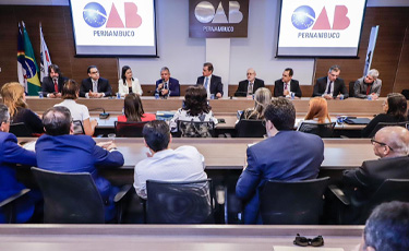 Fernando Ribeiro Lins recebe presidente e corregedor-geral do TJPE