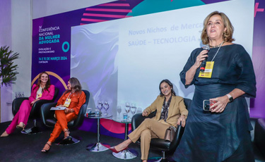 Vice-presidente da OAB-PE ministra palestra na IV Confer&ecirc;ncia Nacional da Mulher Advogada