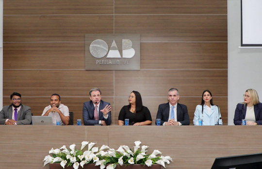 Alunos de Direito s&atilde;o nomeados para Comit&ecirc; de Rela&ccedil;&otilde;es Estudantis na OAB-PE