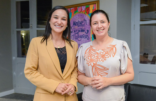 Ingrid Zanella e Secret&aacute;ria da Mulher de Pernambuco, Juliana Gouveia, discutem a&ccedil;&otilde;es em prol da advocacia feminina