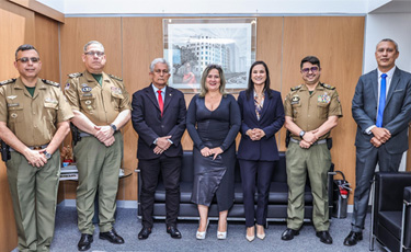 Presidente da OAB-PE recebe representantes da Polícia Militar de Pernambuco