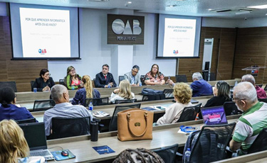 Atualização digital: OAB-PE dá início à programa para a pessoa idosa