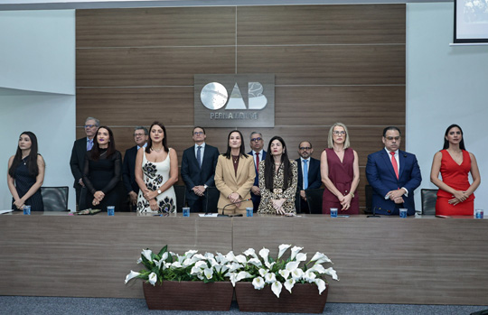 Notícia em destaque: Juramentos: OAB-PE recebe novos advogados, advogadas e estagi&aacute;rios