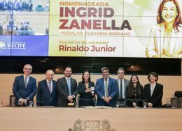 Notícia em destaque: Ingrid Zanella recebe Medalha Olegária Mariano na Câmara Municipal do Recife