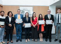 Notícia em destaque: Presidente Ingrid Zanella e membros da OAB-PE recebem Votos de Aplausos