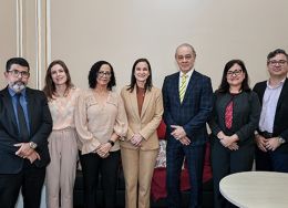 Notícia em destaque: OAB-PE e TJPE discutem novos projetos para fortalecer a Advocacia Dativa nas Varas da Infância e Juventude