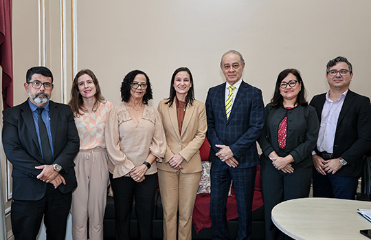 OAB-PE e TJPE discutem novos projetos para fortalecer a Advocacia Dativa nas Varas da Inf&acirc;ncia e Juventude