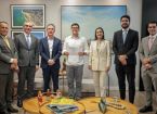 Notícia em destaque: Ingrid Zanella entrega convites ao prefeito Victor Marques para eventos da advocacia