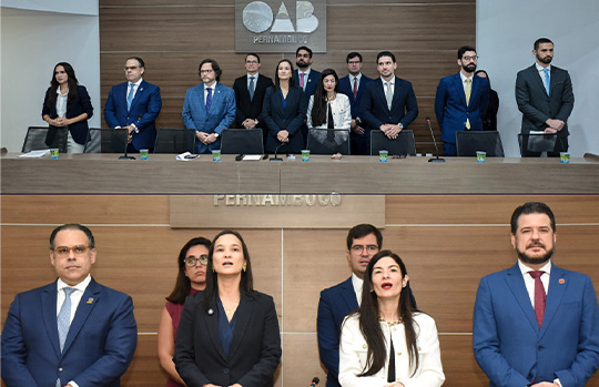 Notícia em destaque: OAB-PE realiza solenidades de juramento para mais de 70 novos advogados, advogadas e estagi&aacute;rios