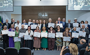 Homenagem: No Mês da Advocacia, OAB-PE entrega a Medalha de Mérito Joaquim Amazonas